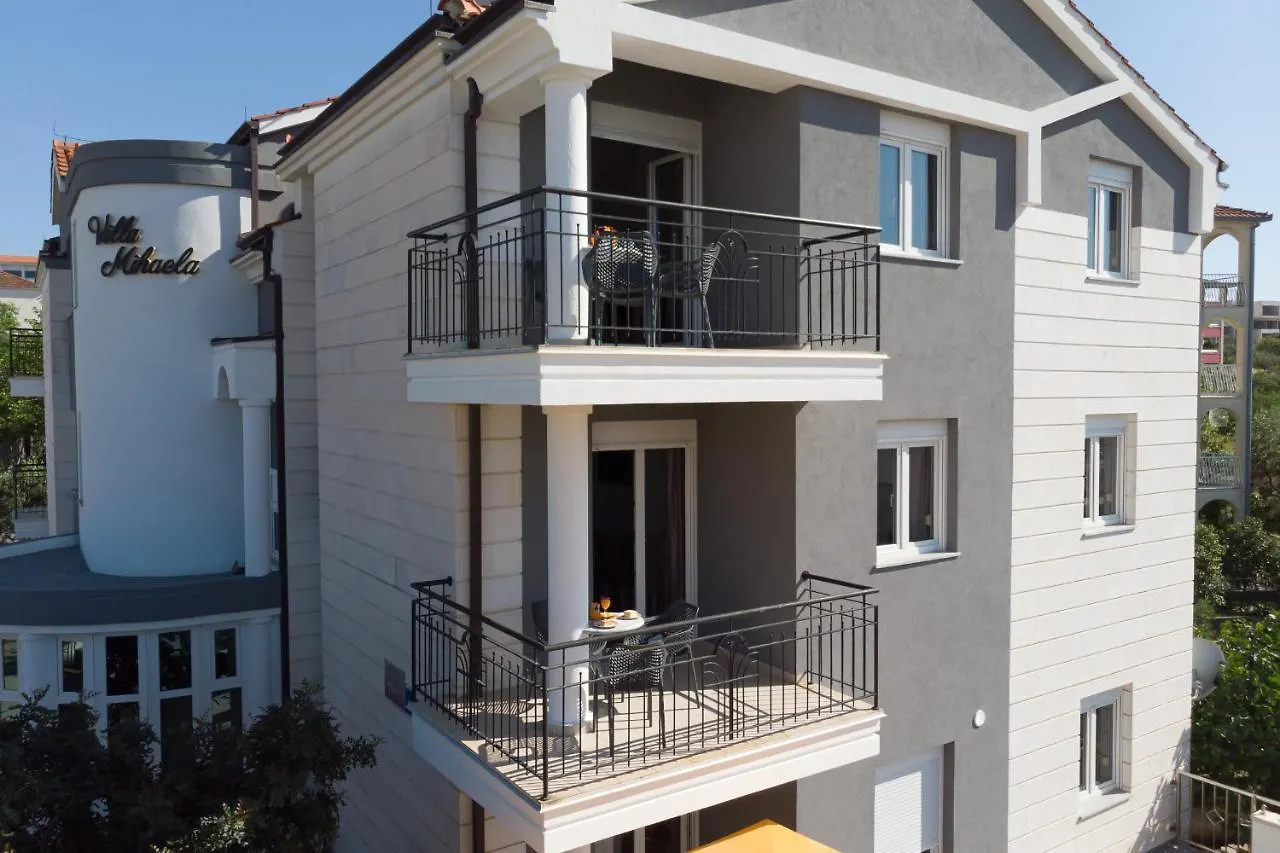 Apartment Island Resort Mihaela - Happy Rentals Trogir Croatia