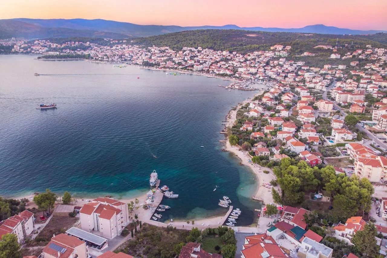 Apartment Island Resort Mihaela - Happy Rentals Trogir Croatia
