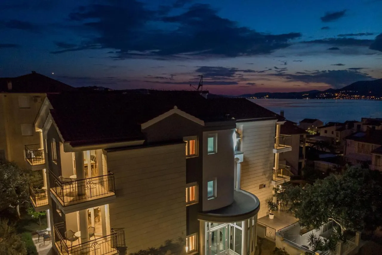 Island Resort Mihaela - Happy Rentals Trogir
