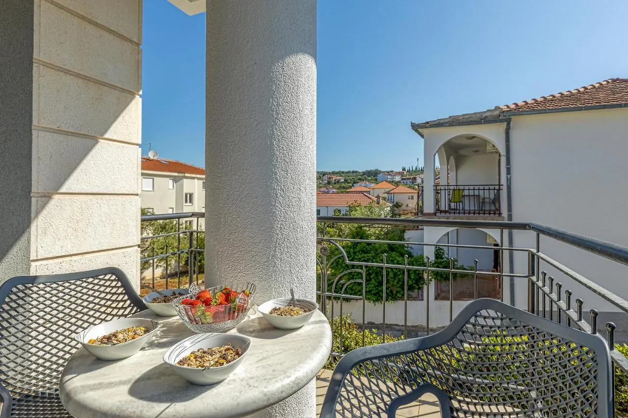 Island Resort Mihaela - Happy Rentals Trogir Croatia